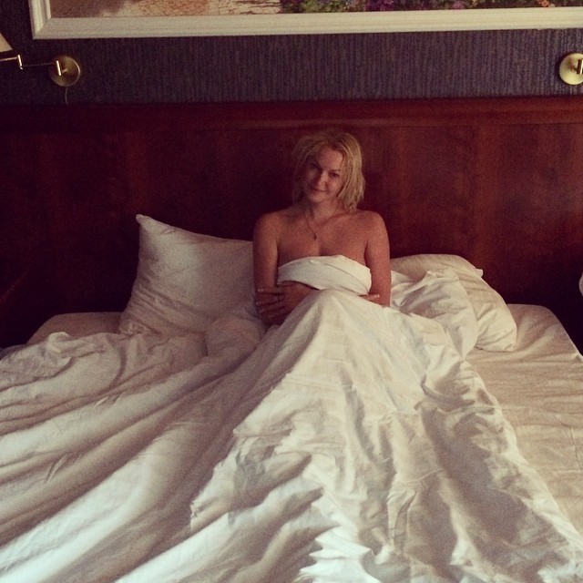 Анастасия Волочкова показала себя в постели (фото)