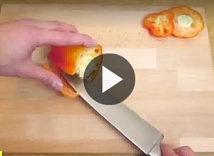 Как легко очистить перец от семян (видео)