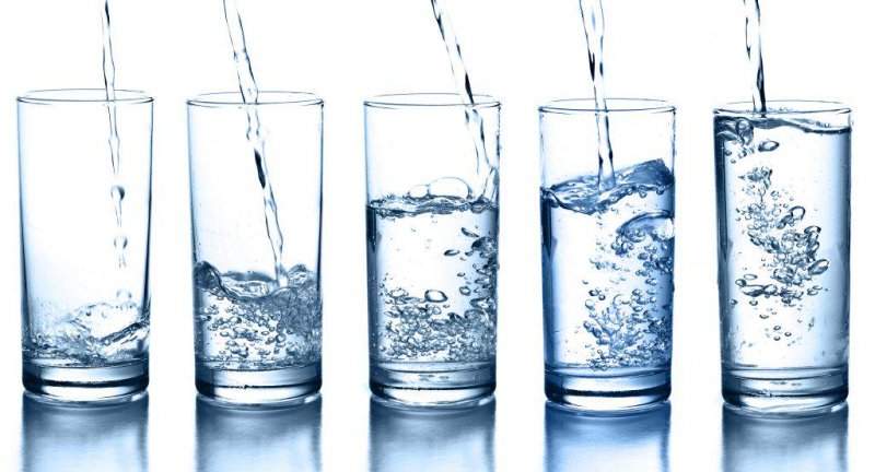 Почему нам не нужно пить два литра воды в день