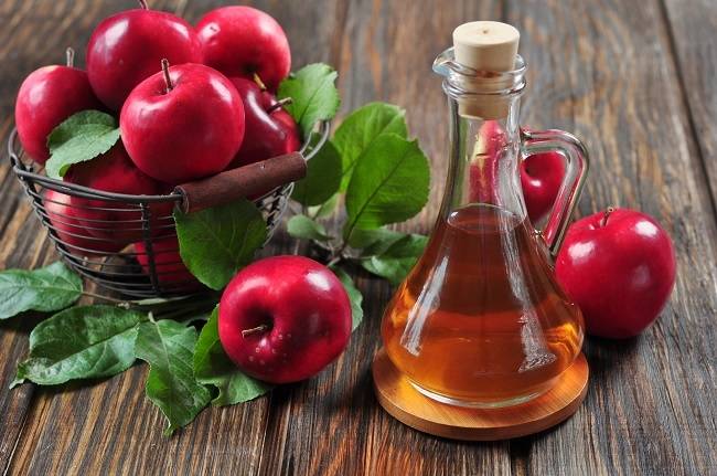 5 причин вживати на ніч розчин яблучного оцту