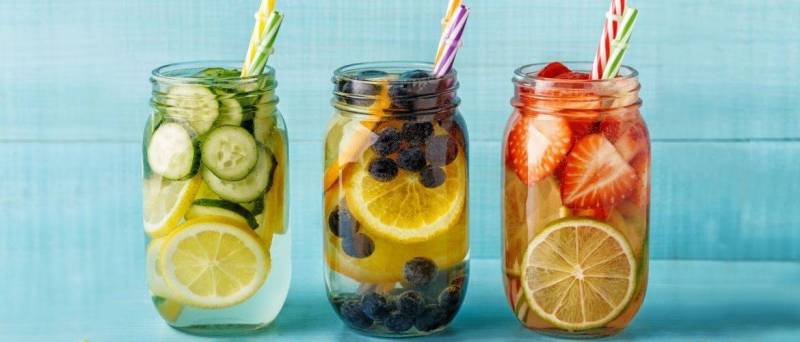 Літні детокс-напої для схуднення і очищення організму