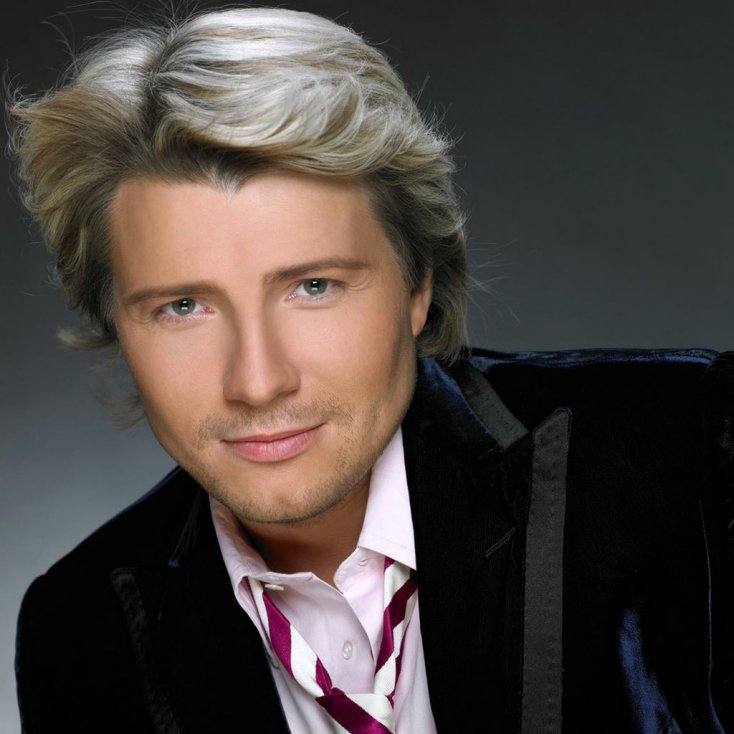 Микола Басков приїхав в Юрмалу з новою подругою