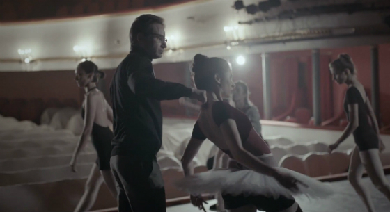 Голливудский актер Дэвид Духовны снялся в рекламном ролике