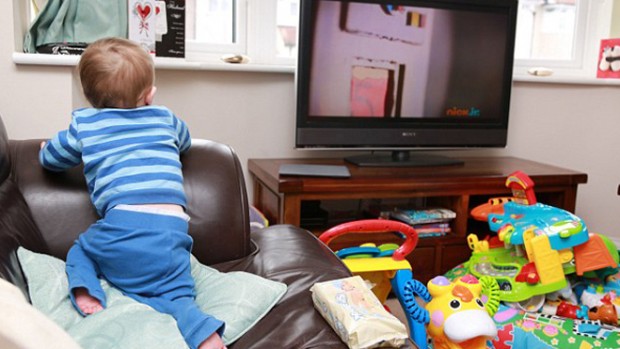 Плоские телевизоры могут быть опасны для детей