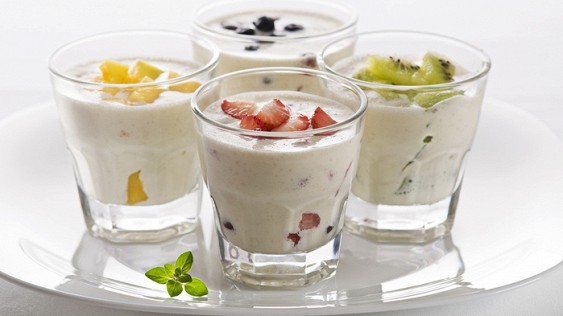 Эксперты рассказали об опасности для здоровья при употреблении йогуртов