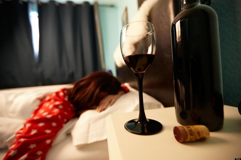 Вино перед сном помогает похудеть