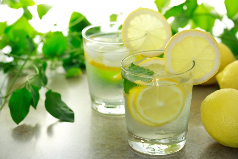 воды и лимона