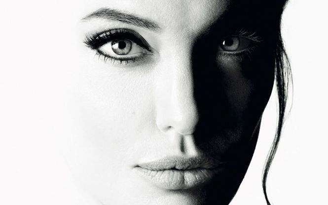Анджелина Джоли восхитила весь мир нежным образом