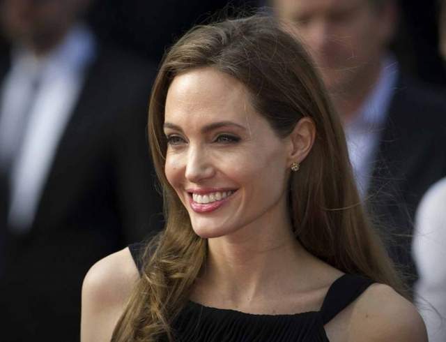 Анджелина Джоли удивила поклонников мрачным образом
