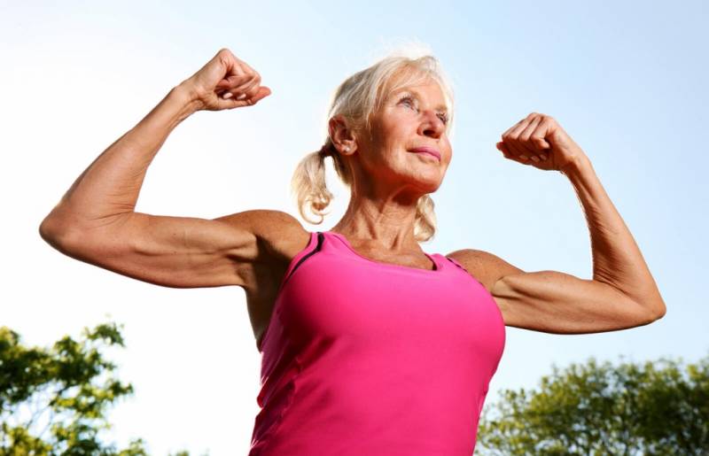 Этот витамин поможет сохранить мышечную массу у людей старше 50 лет