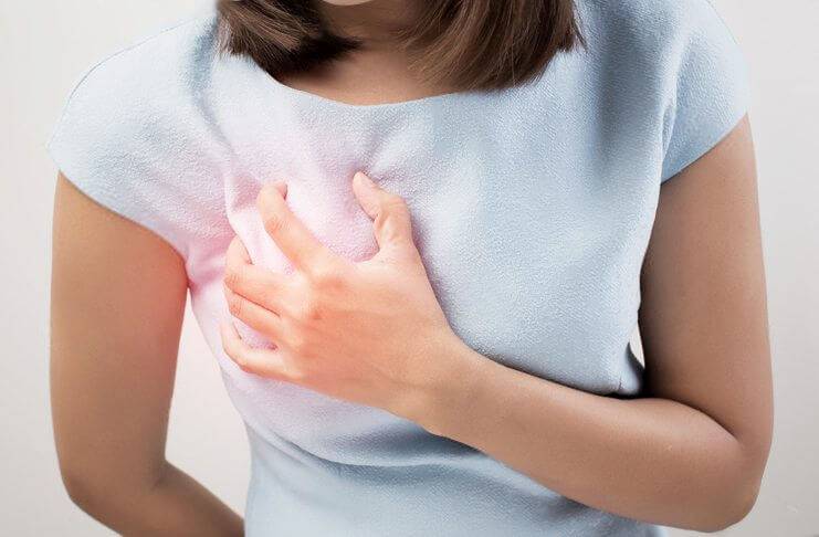 О чем говорит боль в груди