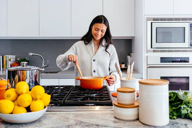 5 простых и доступных способов избавиться от посторонних запахов на кухне