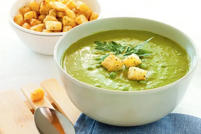 Легкий рецепт постного супа-пюре: 20 минут и готово!