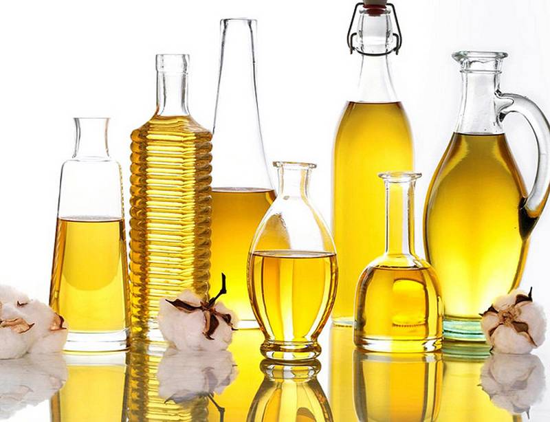 Как правильно употреблять растительное масло: врач развеяла мифы