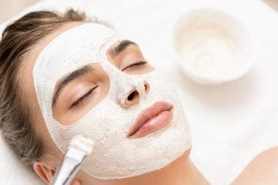 Швидке відновлення: 5 кращих масок для сухої шкіри обличчя